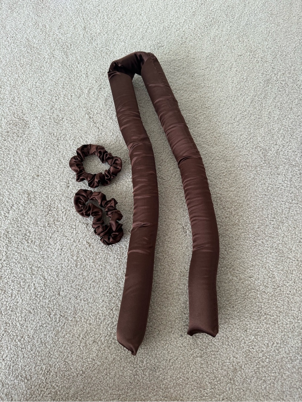 Brown Heatless Hair Curler Set with Matching Scrunchies